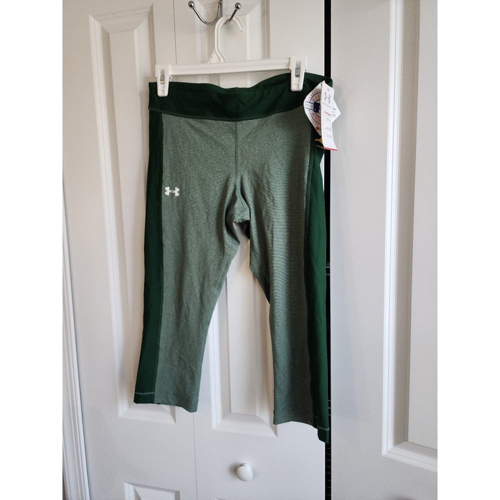 Under Armour No-Slip Waistband Capris Green Leggings athletic pants L